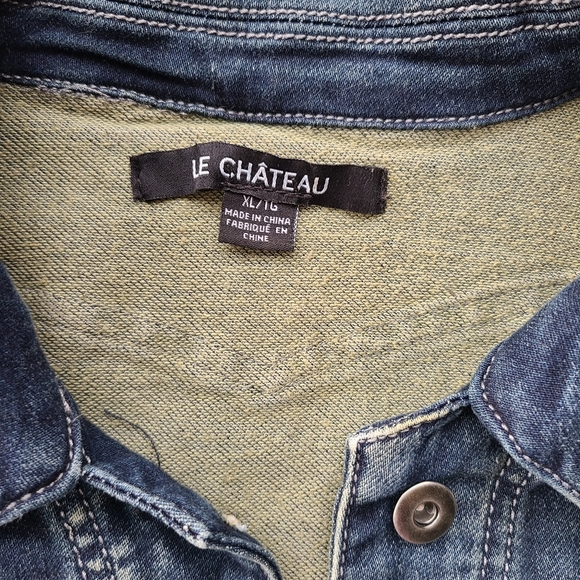 Le Chateau Jean Vest - Picture 2 of 3